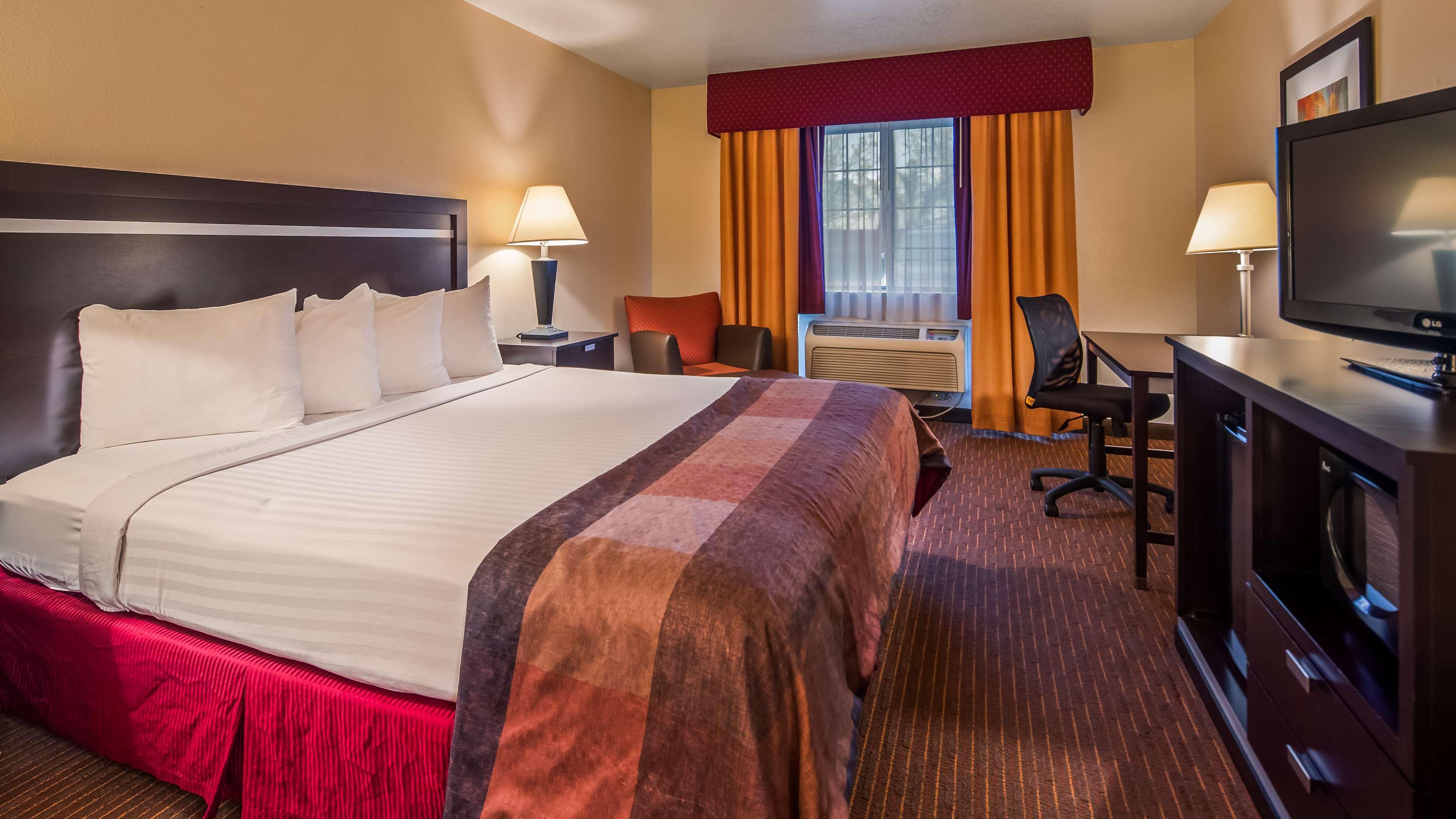 Best Western Luxury Inn Tracy Extérieur photo